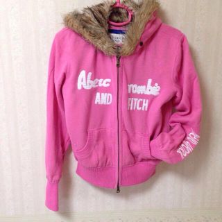 アバクロンビーアンドフィッチ(Abercrombie&Fitch)のパーカー♡アバクロ♡(パーカー)