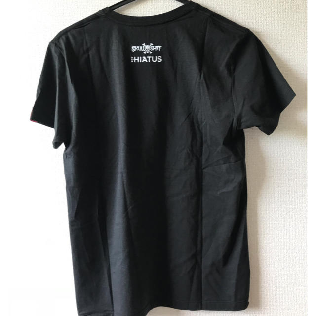 SKULL SHIT(スカルシット)の【新品未使用】the HIATUS × SKULLSHIT Tシャツ エンタメ/ホビーのタレントグッズ(ミュージシャン)の商品写真