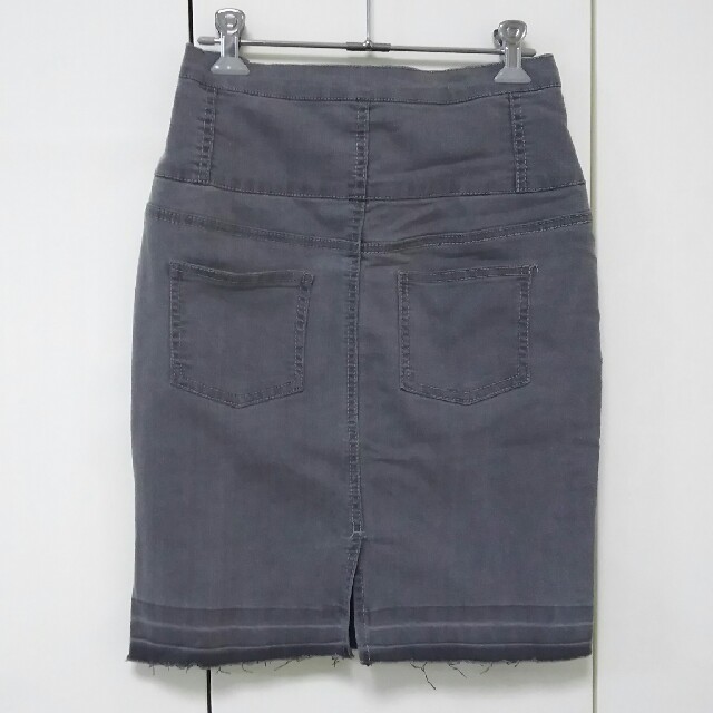 しまむら(シマムラ)のしまむら ハイウエストデニムスカート グレー レディースのスカート(ミニスカート)の商品写真