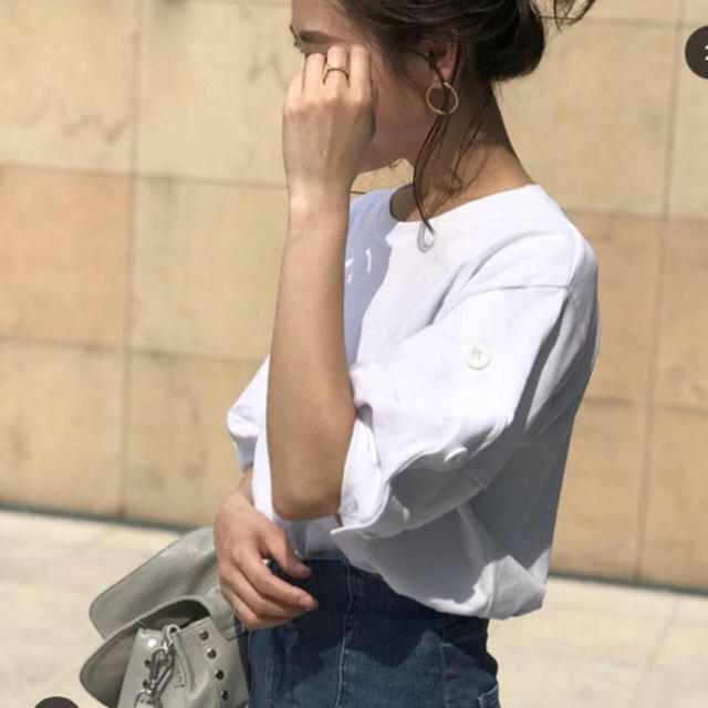 ZARA(ザラ)のZARA  バルーンスリーブTシャツ レディースのトップス(Tシャツ(半袖/袖なし))の商品写真