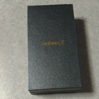 エイスース(ASUS)の新品 Zenfone 3 ゴールド ZE520KL(スマートフォン本体)