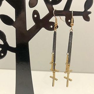 ジェイダ(GYDA)のGYDA ピアス(ピアス)