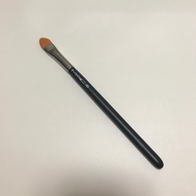 MAC(マック)の《MAC》コンシーラーブラシ コスメ/美容のコスメ/美容 その他(その他)の商品写真