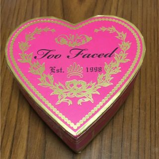 トゥフェイス(Too Faced)のToo faced ハート型パーフェクトラッシュブラッシュ(フェイスカラー)