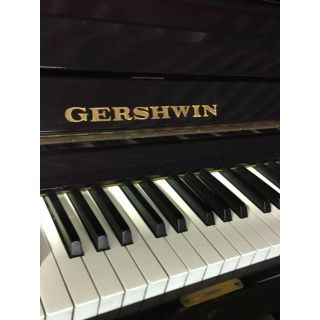 アップライトピアノ 卸売シリーズ!!国産ワインレッド色の通販 by