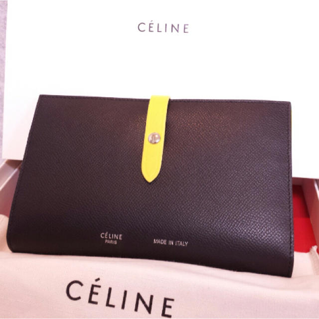 CELINE セリーヌ ラージマルチファンクション ストラップロングウォレット