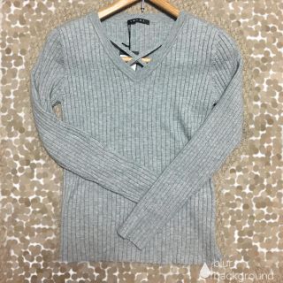 イング(INGNI)の【新品】クロスVネックトップス(カットソー(長袖/七分))