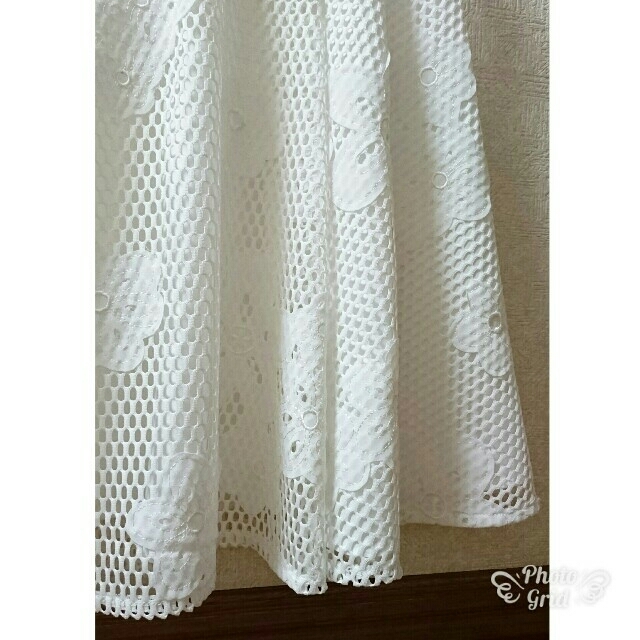 Rirandture(リランドチュール)の値下げ中❤リラ❤メッシュフラワー刺繍スカート☆アプワイザーリッシェ レディースのスカート(ミニスカート)の商品写真