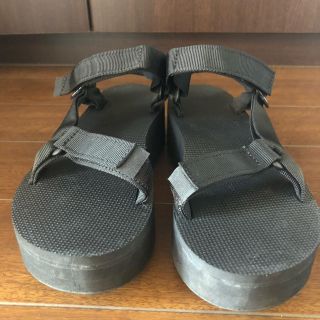 テバ(Teva)のTEVA 厚底 サンダル (サンダル)