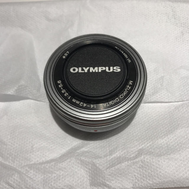 OLYMPUS(オリンパス)のOLYMPUS M.ZUIKO DIGITAL 14-42mm ジャンク スマホ/家電/カメラのカメラ(レンズ(ズーム))の商品写真