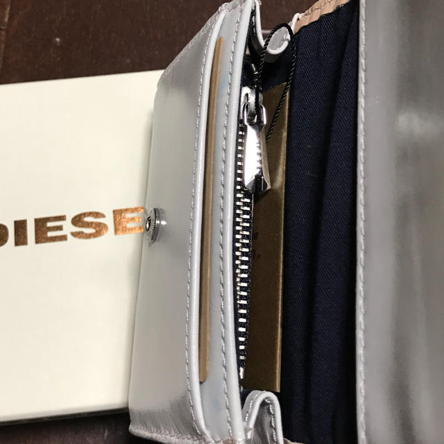 DIESEL(ディーゼル)の★新品★ ディーゼル ミニウォレット レディースのファッション小物(財布)の商品写真