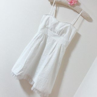 バイバイ(ByeBye)の【美品】日本製！ByeByeバイバイ 可愛すぎる白コットンミニワンピース♡(ミニワンピース)