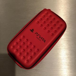 プレイステーションヴィータ(PlayStation Vita)のPlayStationVita 本体ケース❤️赤❤️ほぼ未使用(家庭用ゲーム機本体)