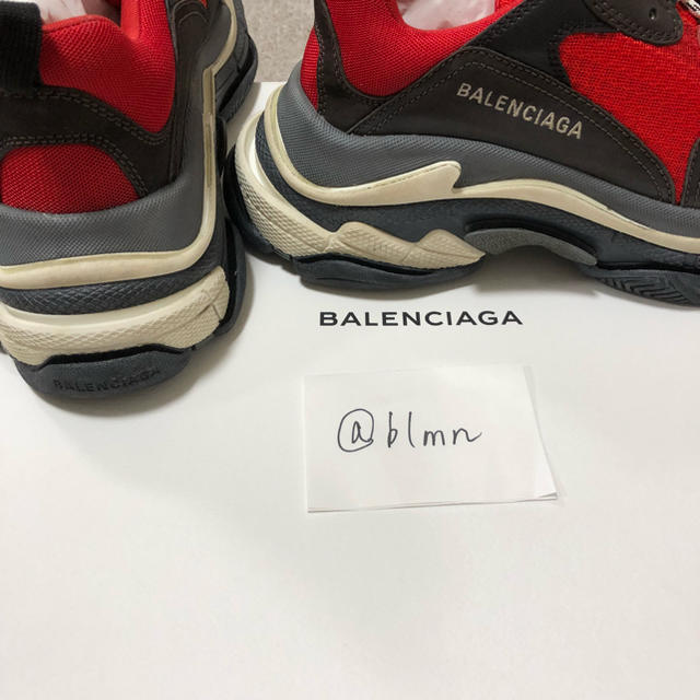Balenciaga(バレンシアガ)の41 BALENCIAGA Triple S Red 赤 27 メンズの靴/シューズ(スニーカー)の商品写真