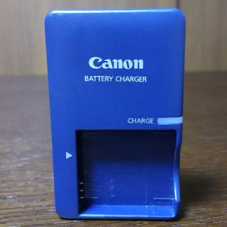 キヤノン(Canon)のキャノンバッテリーチャージャー CB-2LV(バッテリー/充電器)