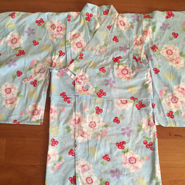 motherways(マザウェイズ)の浴衣 motherways 120 キッズ/ベビー/マタニティのキッズ服女の子用(90cm~)(甚平/浴衣)の商品写真