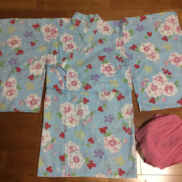 motherways(マザウェイズ)の浴衣 motherways 120 キッズ/ベビー/マタニティのキッズ服女の子用(90cm~)(甚平/浴衣)の商品写真