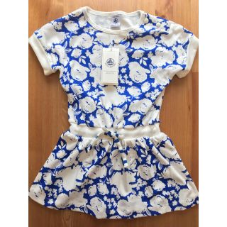 プチバトー(PETIT BATEAU)のhi様専用♡4ans プチバトー ホワイトフラワープリントワンピース(ワンピース)