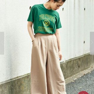 マウジー(moussy)のグリーンカラーワイドパンツ(カジュアルパンツ)