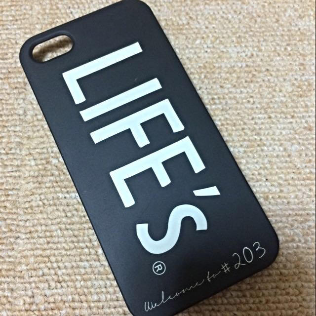 TODAYFUL(トゥデイフル)のLIFE'S iPhoneケース スマホ/家電/カメラのスマホアクセサリー(モバイルケース/カバー)の商品写真