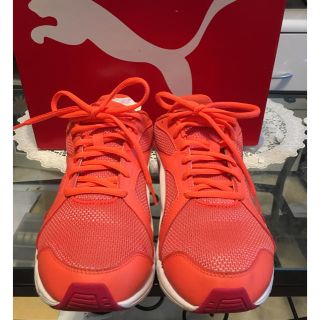 プーマ(PUMA)のプーマスニーカー♪ オレンジ色 (スニーカー)