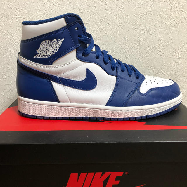 NIKE(ナイキ)のNIKE AIRJORDAN 1 RETRO HIGH OG メンズの靴/シューズ(スニーカー)の商品写真