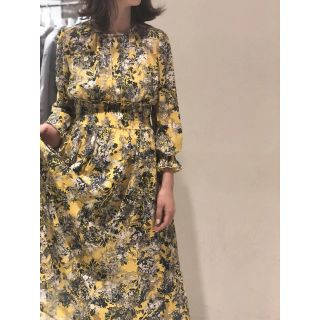 メゾンドリーファー(Maison de Reefur)の18ss⭐️etre tokyo フラワーシャワードレス(ロングワンピース/マキシワンピース)