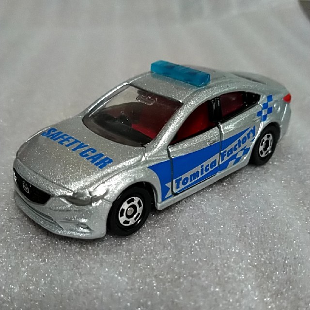 Takara Tomy - 廃番 レア トミカ NO.62 マツダ アテンザ Takara Tomy - 廃番 レア トミカ NO.62 マツダ アテンザ
