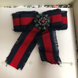 GUCCI(リボン ・ ブローチ/コサージュ)のフリマアイテム一覧 GUCCI(リボン ・ ブローチ/コサージュ)のフリマアイテム一覧