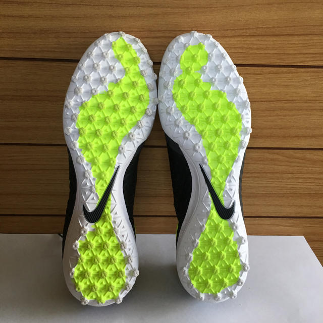 NIKE(ナイキ)のちく輪ちゃん様❤ナイキ サッカーシューズ スポーツ/アウトドアのサッカー/フットサル(シューズ)の商品写真