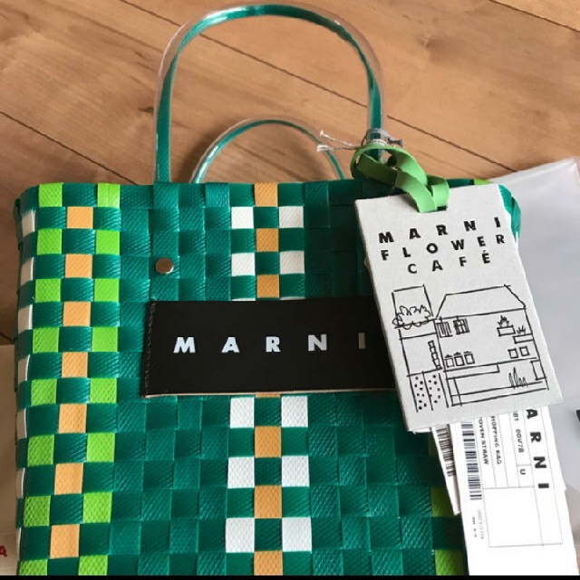 Marni(マルニ)の６月10日まで！ MARNIピクニックバック レディースのバッグ(かごバッグ/ストローバッグ)の商品写真