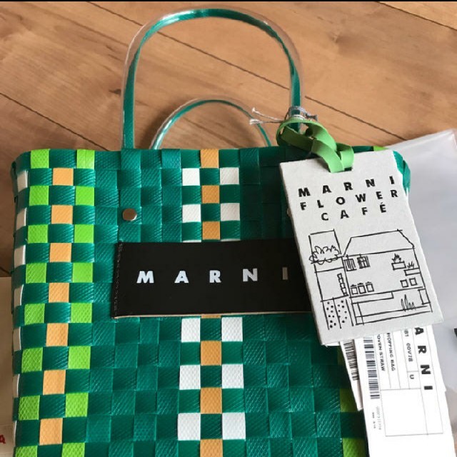 Marni(マルニ)の６月４日まで！ MARNIピクニックバック レディースのバッグ(かごバッグ/ストローバッグ)の商品写真