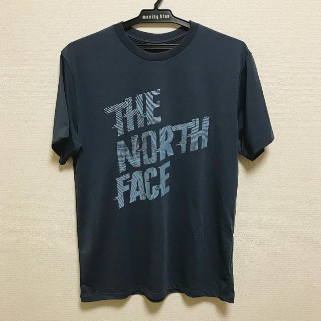 THE NORTH FACE(ザノースフェイス)のTHE NORTH FACE ノースフェイス 紺 ネイビー プリント Ｔシャツ メンズのトップス(Tシャツ/カットソー(半袖/袖なし))の商品写真