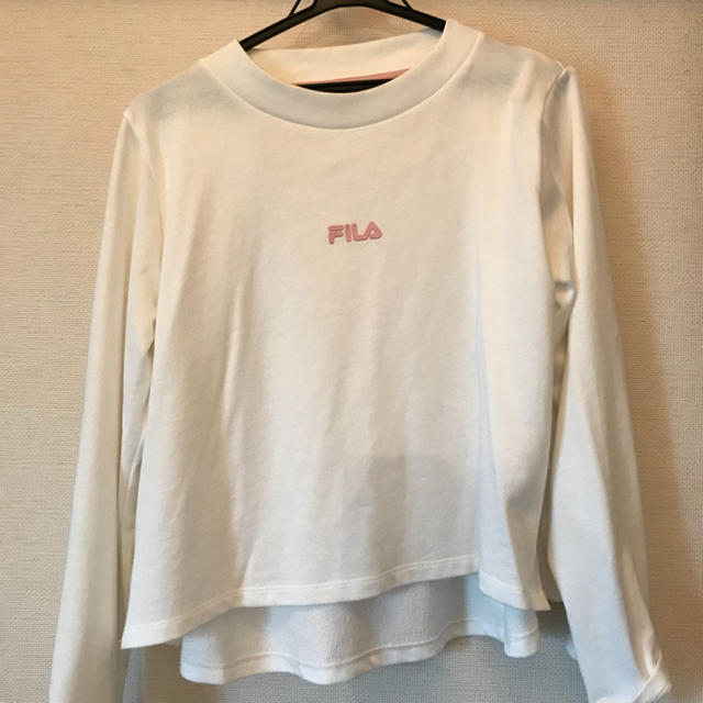 E hyphen world gallery(イーハイフンワールドギャラリー)のFILA イーハイフンワールドギャラリー 白 レディースのトップス(カットソー(長袖/七分))の商品写真