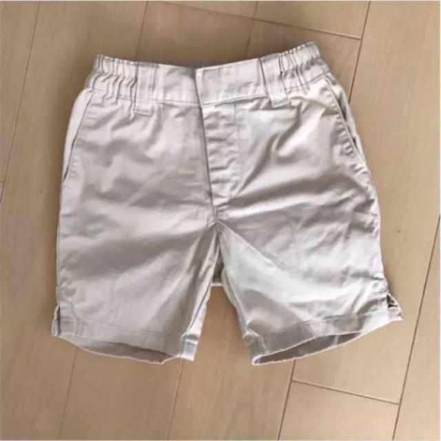 babyGAP(ベビーギャップ)のbabygapベビーギャップ ショートパンツ（サイズ80） キッズ/ベビー/マタニティのベビー服(~85cm)(パンツ)の商品写真