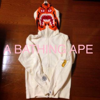 アベイシングエイプ(A BATHING APE)のA BATHING APE/パーカー(パーカー)