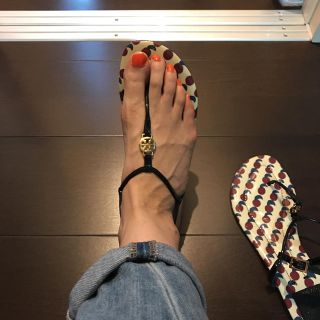 トリーバーチ(Tory Burch)のトリーバーチ★ エナメルサンダル(サンダル)