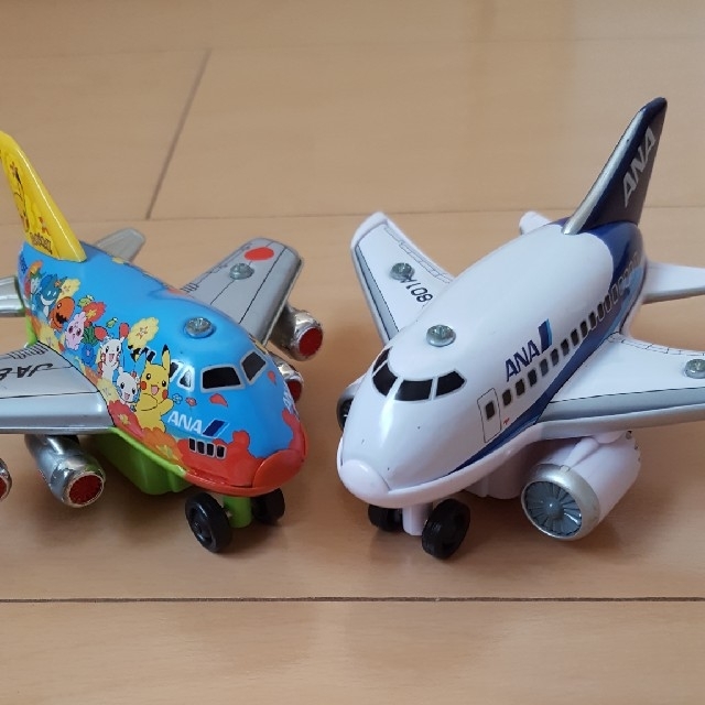 ANA(全日本空輸)(エーエヌエー(ゼンニッポンクウユ))のANA ポケモン　飛行機　おもちゃ キッズ/ベビー/マタニティのおもちゃ(その他)の商品写真
