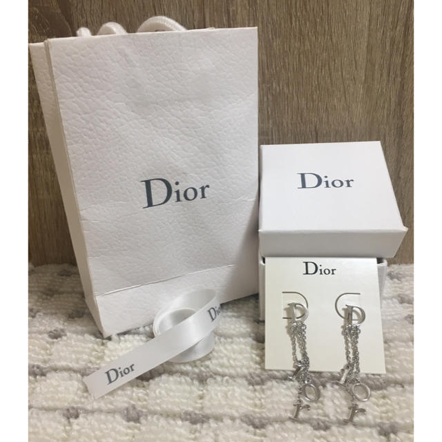 Dior(ディオール)のDior シルバー ピアス レディースのアクセサリー(ピアス)の商品写真