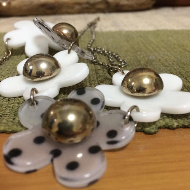 Jolly Boutique(ジョリーブティック)のフラワーネックレス レディースのアクセサリー(ネックレス)の商品写真