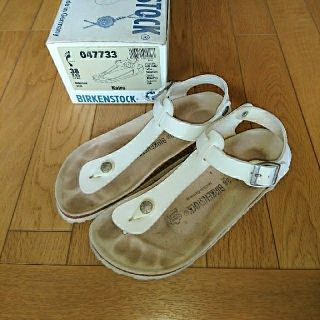 ビルケンシュトック(BIRKENSTOCK)の 値下げ   ビルケンシュトック kairo サンダル☆(サンダル)