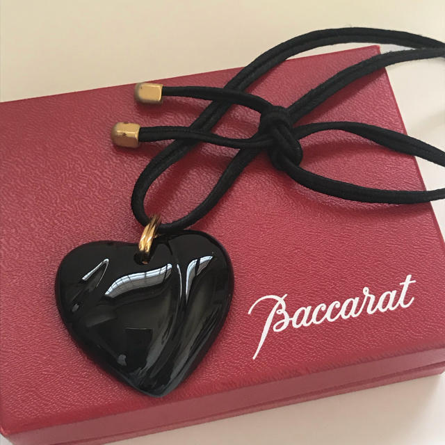 Baccarat(バカラ)の最終値下げ！Baccarat バカラ ネックレス ハート 黒 ブラック レディースのアクセサリー(ネックレス)の商品写真