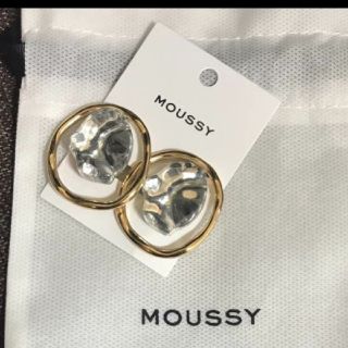 マウジー(moussy)のmoussyイヤリング(イヤリング)