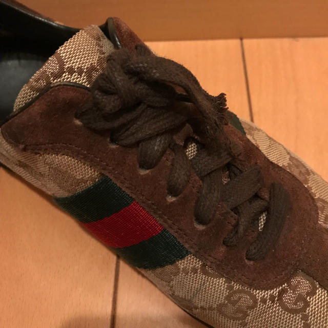 Gucci(グッチ)のGUCCIスニーカー レディースの靴/シューズ(スニーカー)の商品写真