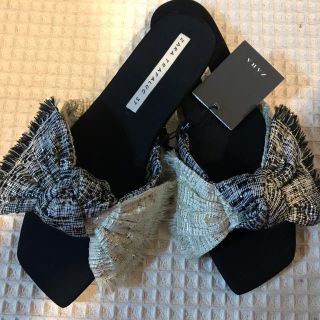 ザラ(ZARA)のzara＊今期新品＊サンダル(サンダル)