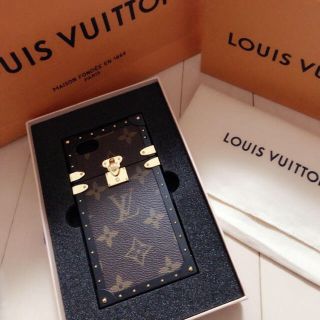 ルイヴィトン(LOUIS VUITTON)のiPhoneケース(iPhoneケース)