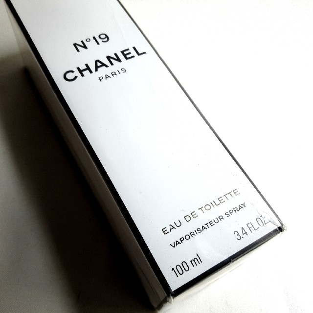 【テレビで話題】 CHANEL - 新品♥未開封♥CHANEL　№１９　ＥＤＴ １００㍉ボトル 香水(女性用)