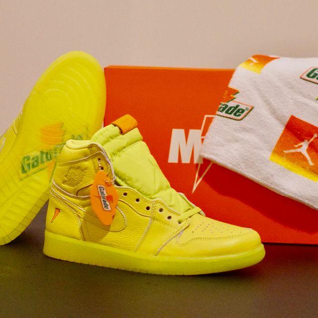 NIKE(ナイキ)のUS9／エア ジョーダン1/LEMON LIME/jordan/gatorade メンズの靴/シューズ(スニーカー)の商品写真