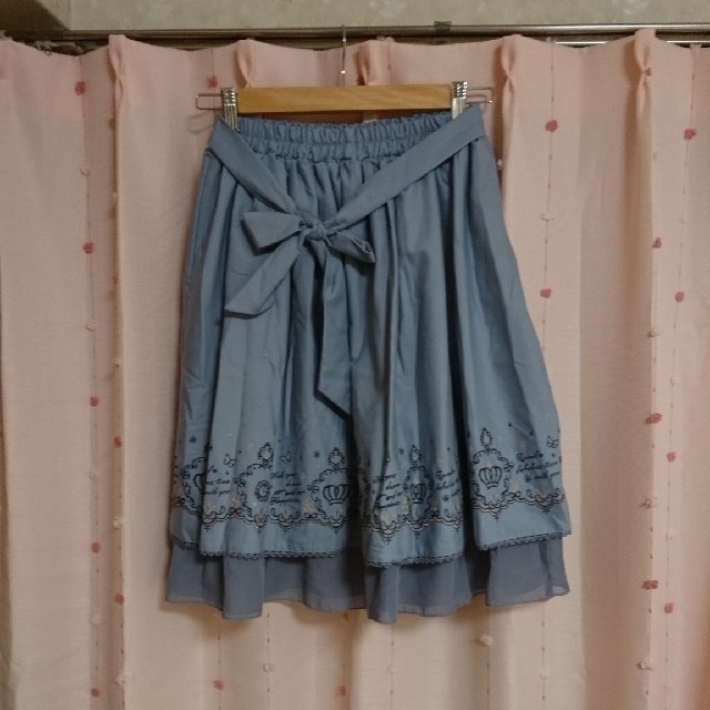 axes femme(アクシーズファム)のアクシーズファム  リボンつきスカート レディースのスカート(ひざ丈スカート)の商品写真