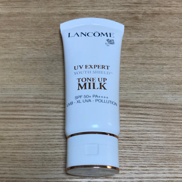 LANCOME(ランコム)のランコム UVエクスペールトーンアップミルク 30ml コスメ/美容のベースメイク/化粧品(化粧下地)の商品写真